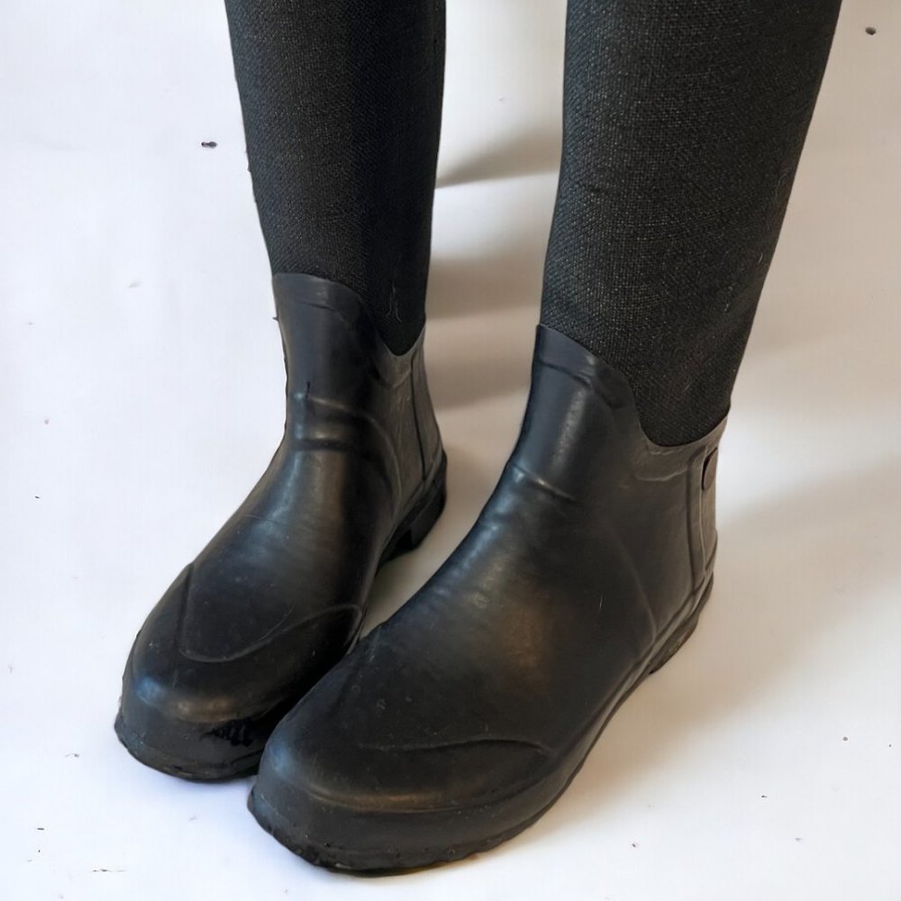 Hunter Lady N Women's Tall Dark Navy Hunter Rain Boots  Size 7-Excellent Cond